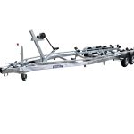Båttrailer 3500 kg Bromsad 80 km/h  Passar båtar upp till 8,7 meter