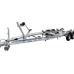 Båttrailer 3000 kg Bromsad 80 km/h  Passar båtar upp till 8,7 meter