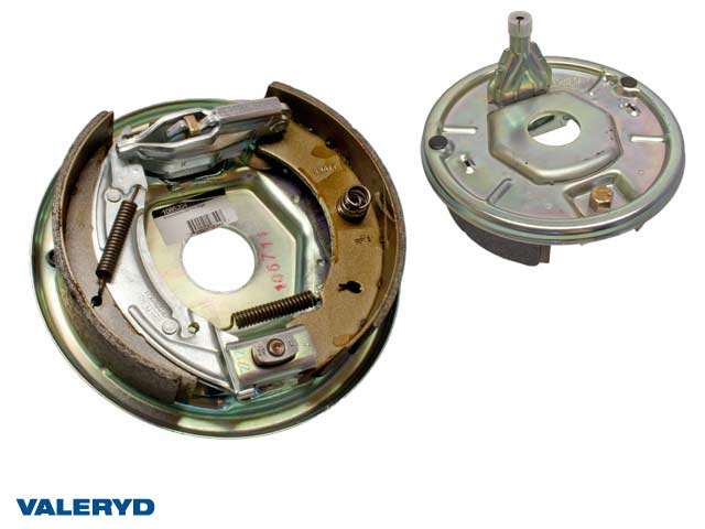 Bromssköldspaket höger, Knott 200x50, för fastsvetsning, kompaktlager, centrumhål Ø 45 mm