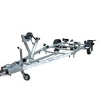 Båttrailer 1300 kg Bromsad 80 km/h  Passar båtar upp till 6,2 meter